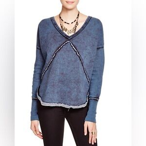 Free People Westeros Distressed Thermal Sweatshirt in Indigo/blue women’s XS